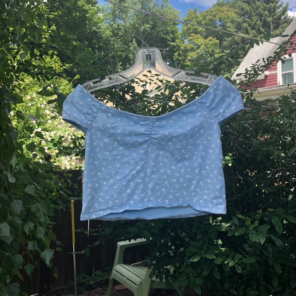 pacsun cropped off-the-shoulder top
